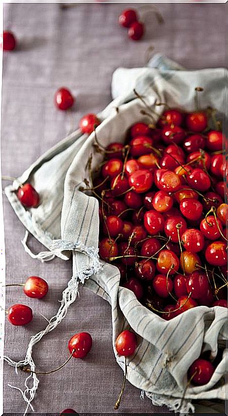 Font with cherries