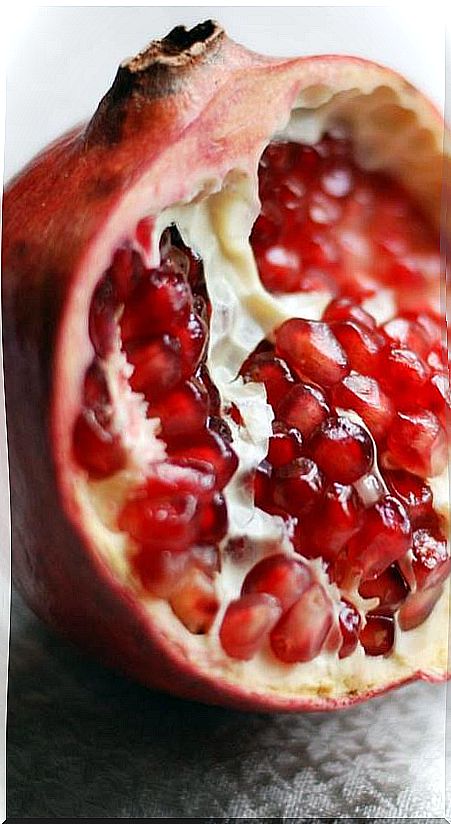 pomegranate-skin